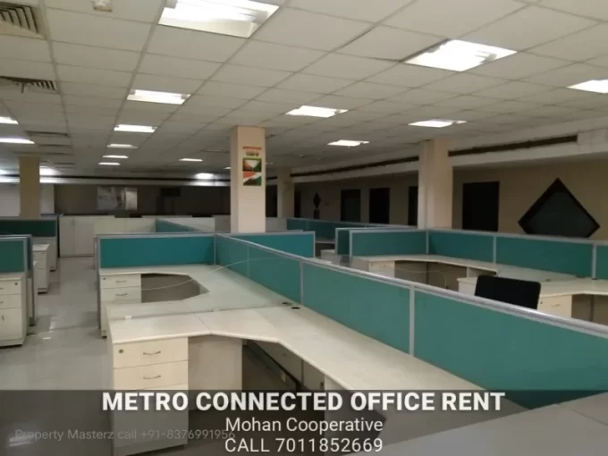 Commercial property for rent near the Mathura Road flyover