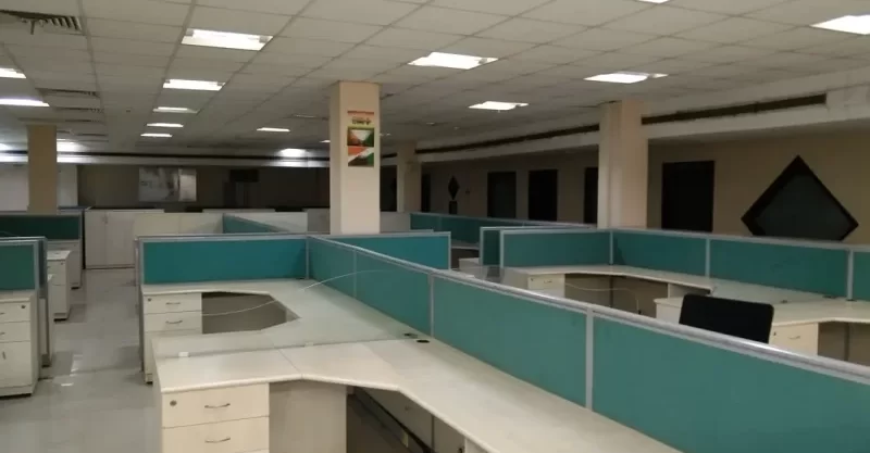 Commercial property for rent near the Mathura Road flyover